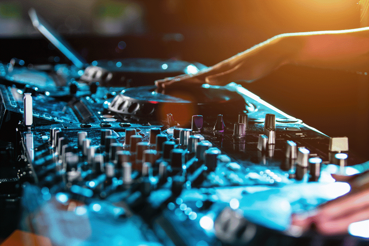 Backline Equipment: Essential for Your Dubai Concert Success